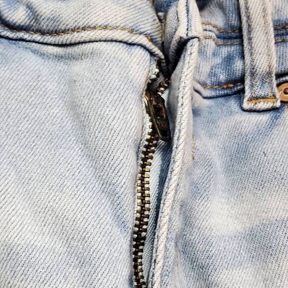 Kancan 7 27in. Light Skinny Jeans - Picture 5 of 13